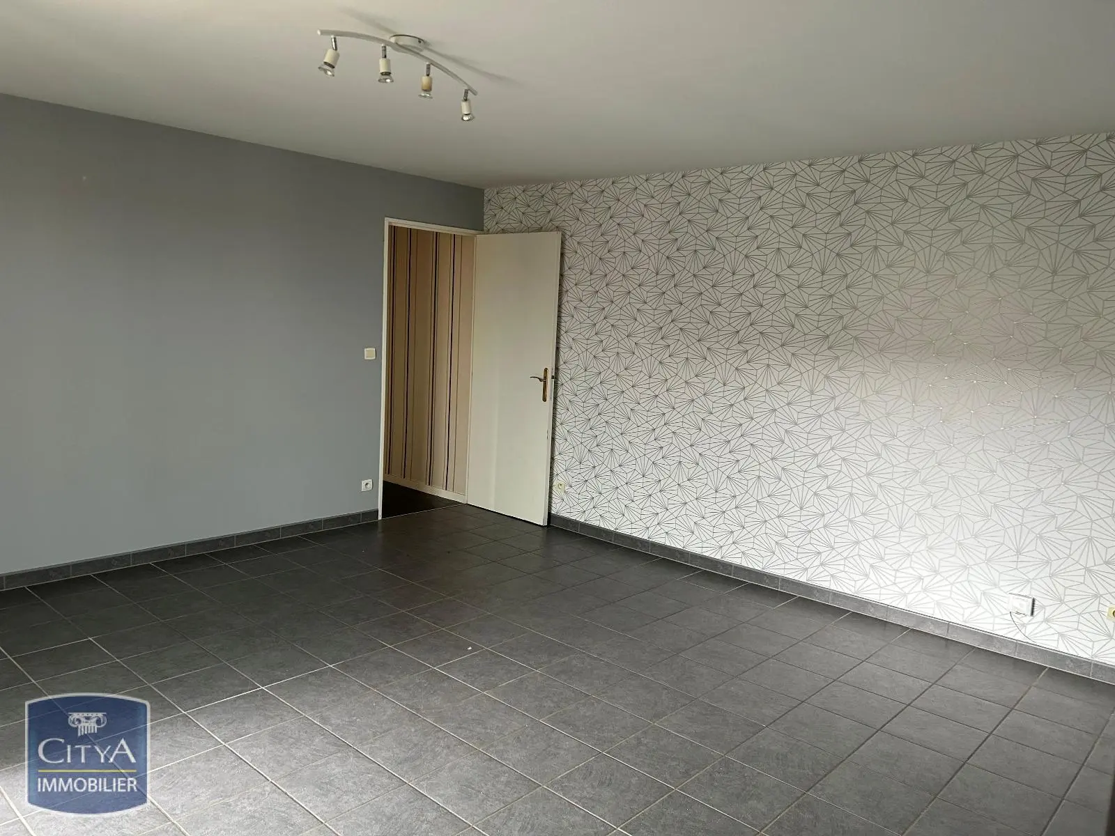 Photo 2 Appartement 2 pièces 48.07m²