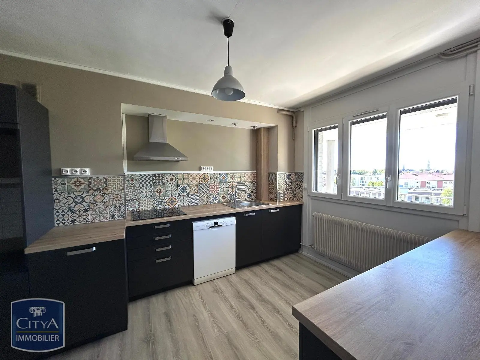 Photo 3 Appartement 4 pièces 90m²