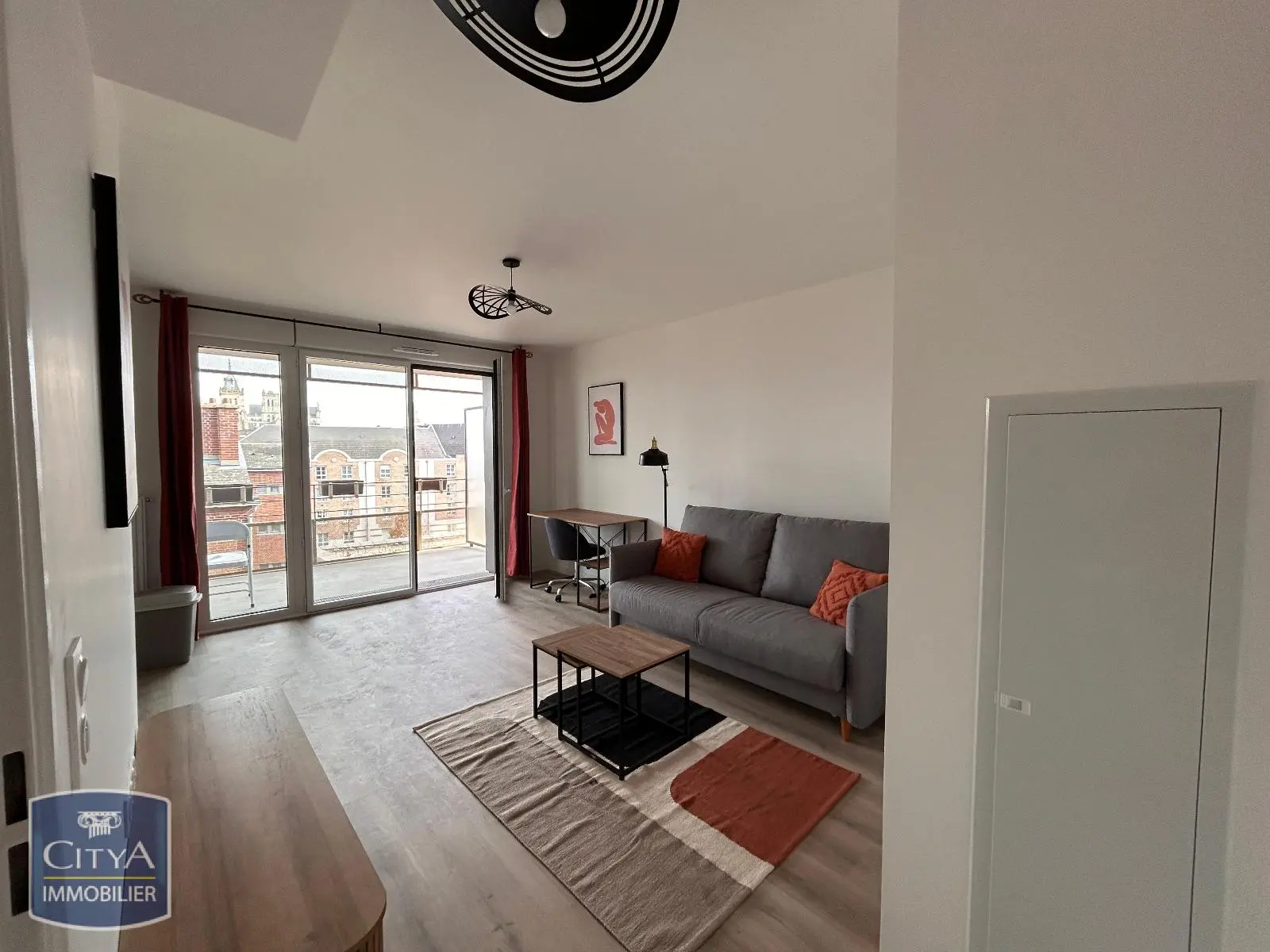 Photo 1 Appartement 1 pièce 31.5m²