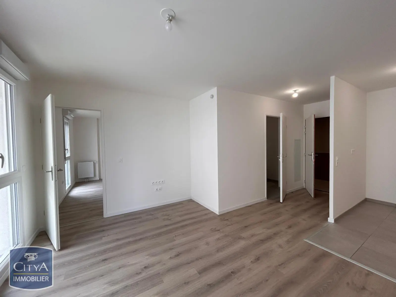 Photo 1 Appartement 2 pièces 41m²
