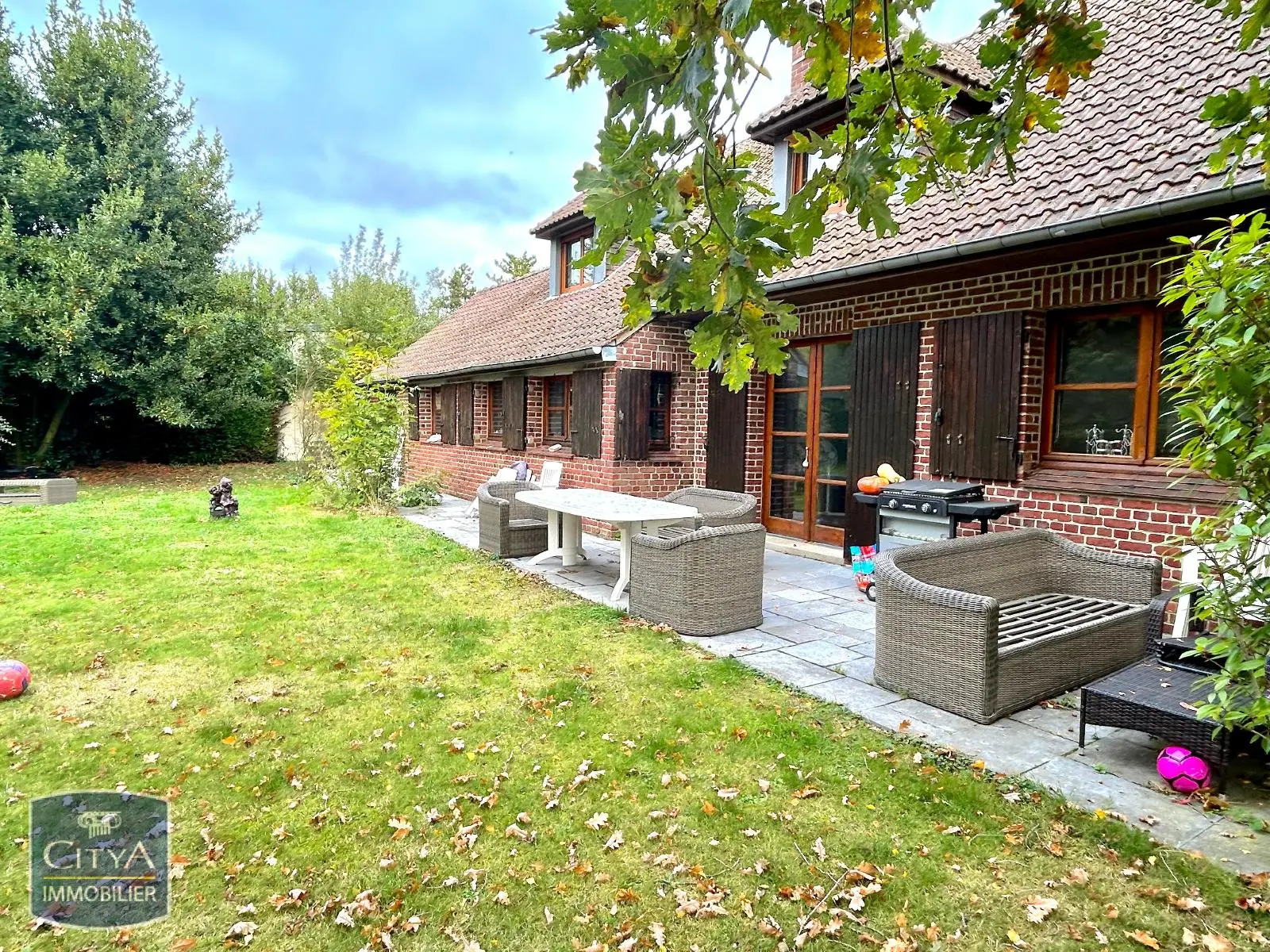 Photo 1 Maison 5 pièces 142.64m²