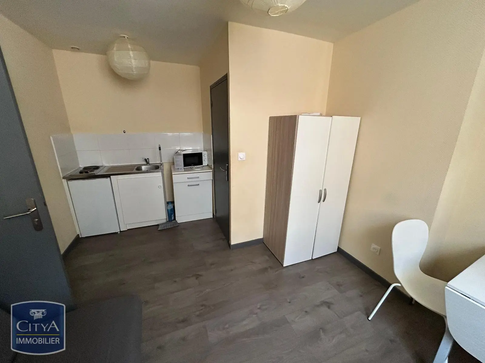 Photo 2 Appartement 1 pièce 16m²