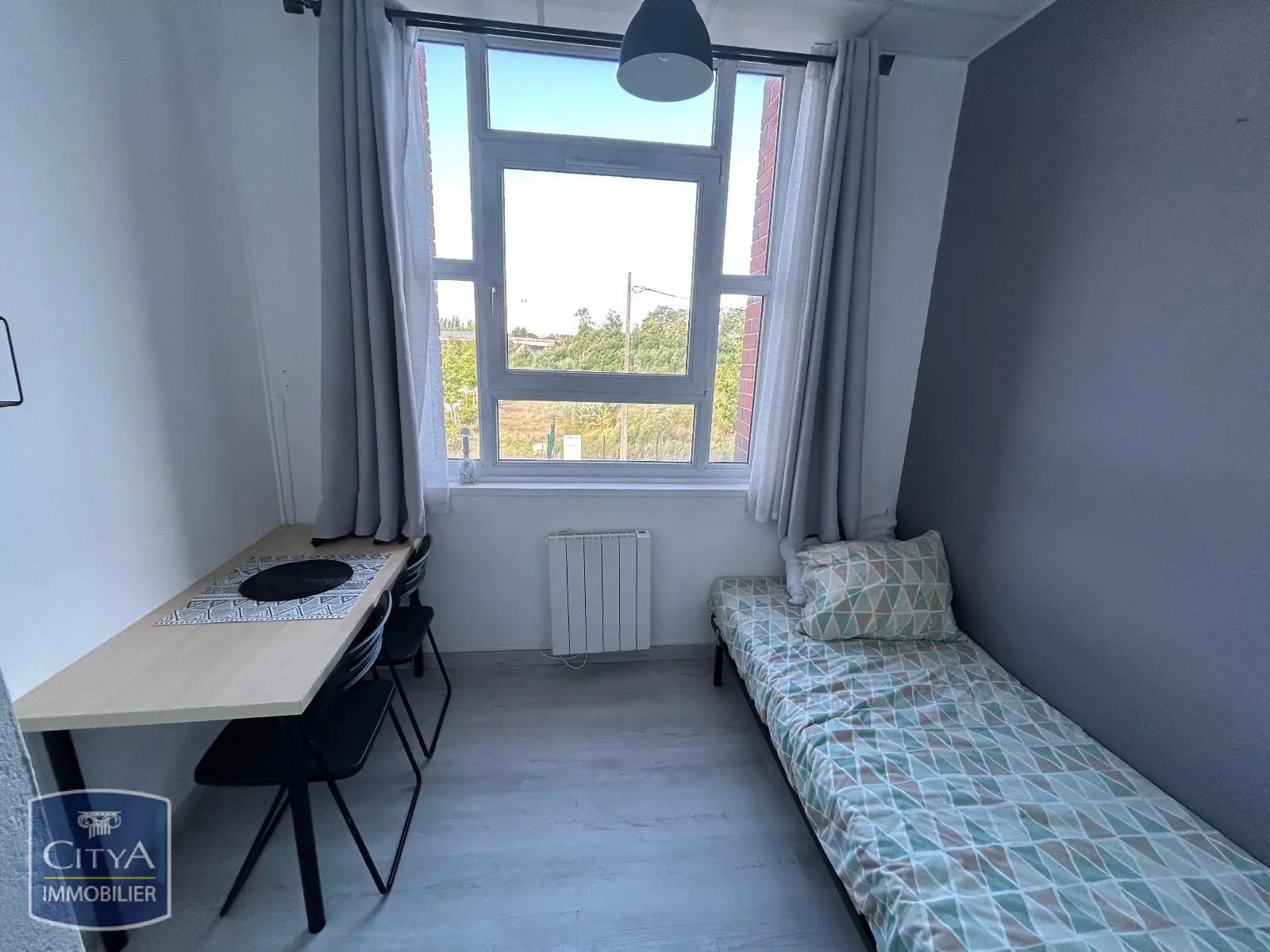 Photo 1 Appartement 1 pièce 9.78m²