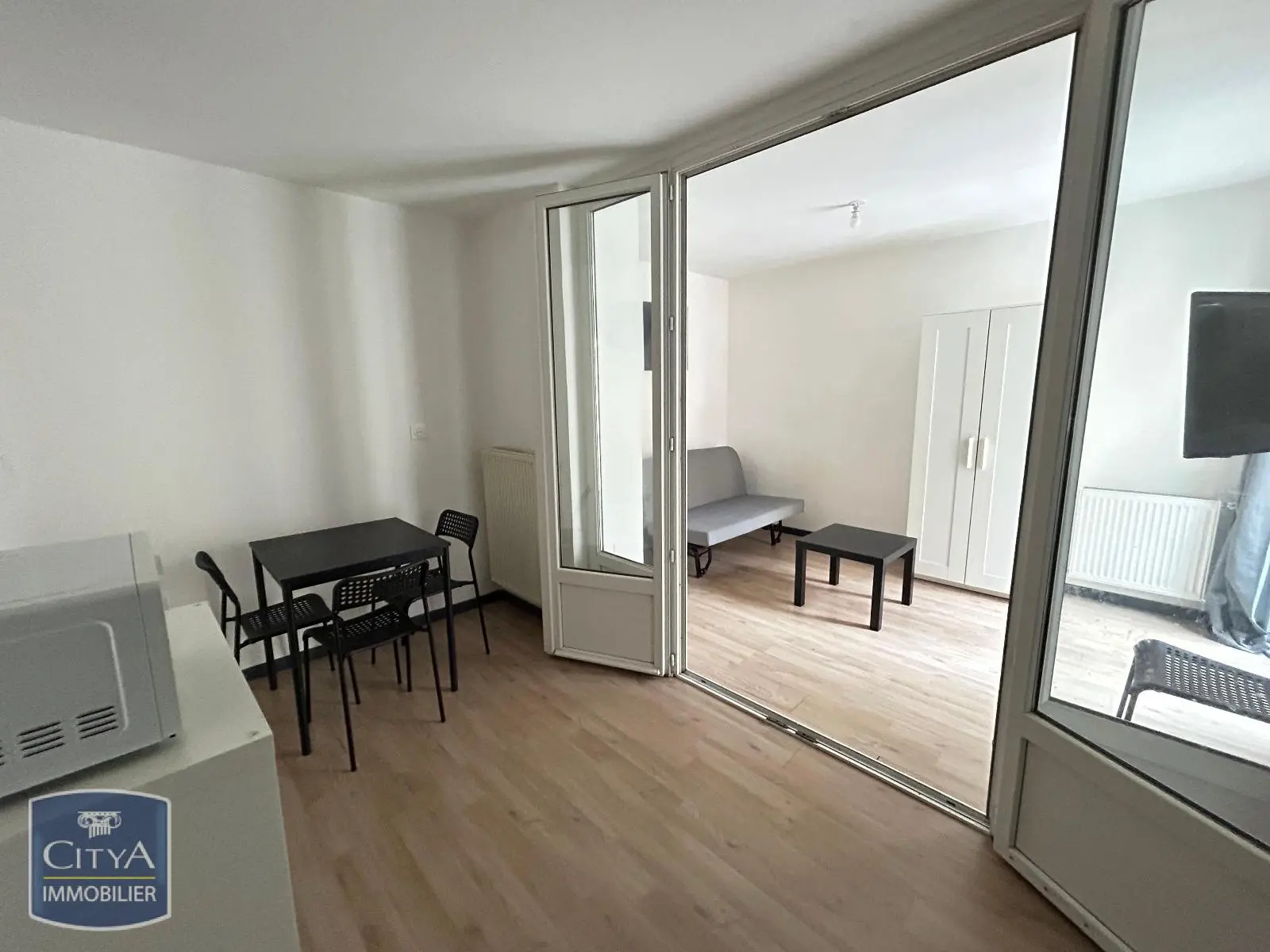 Photo 2 Appartement 1 pièce 23m²