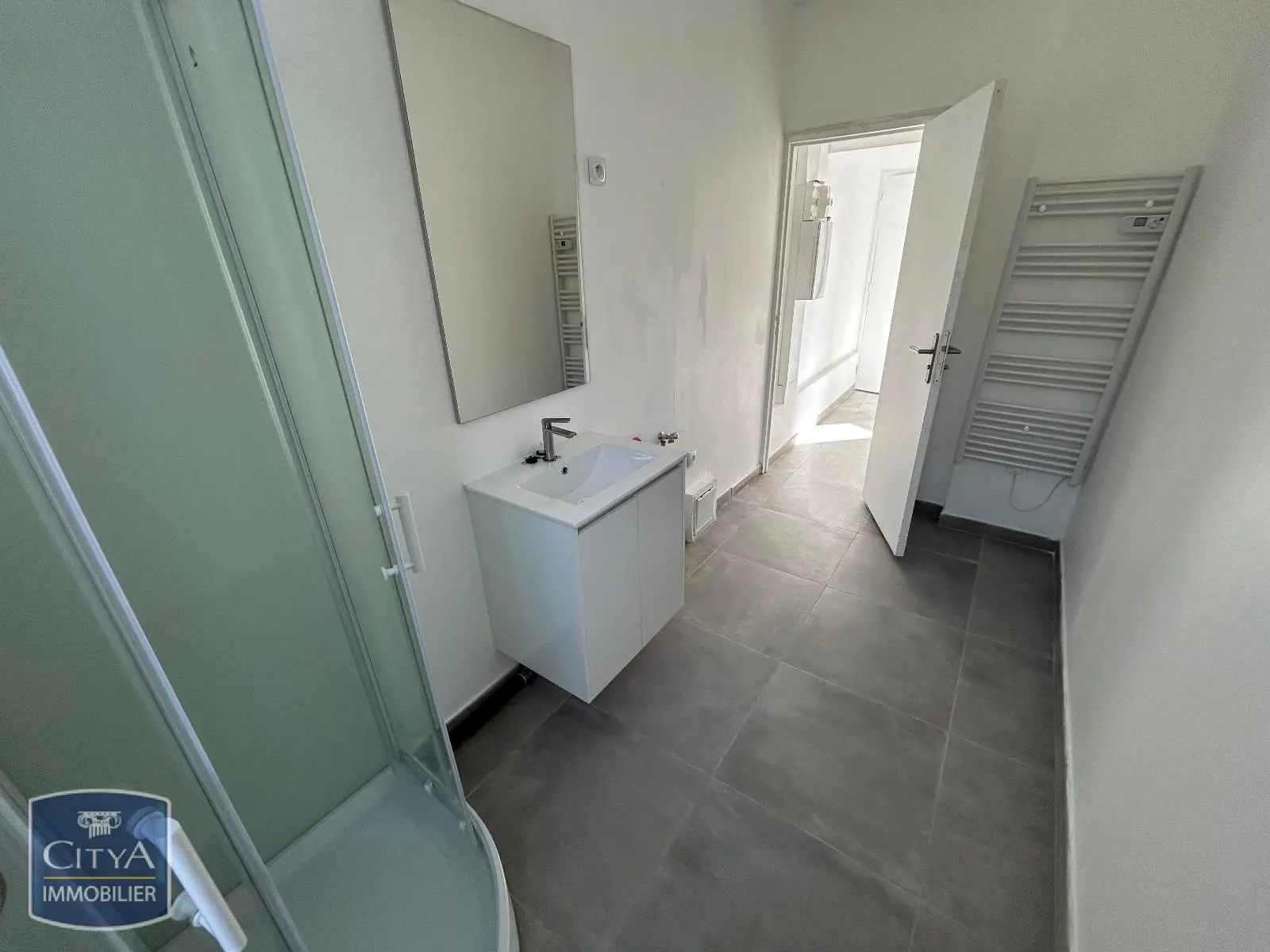 Location T2 ELEU-DIT-LEAUWETTE