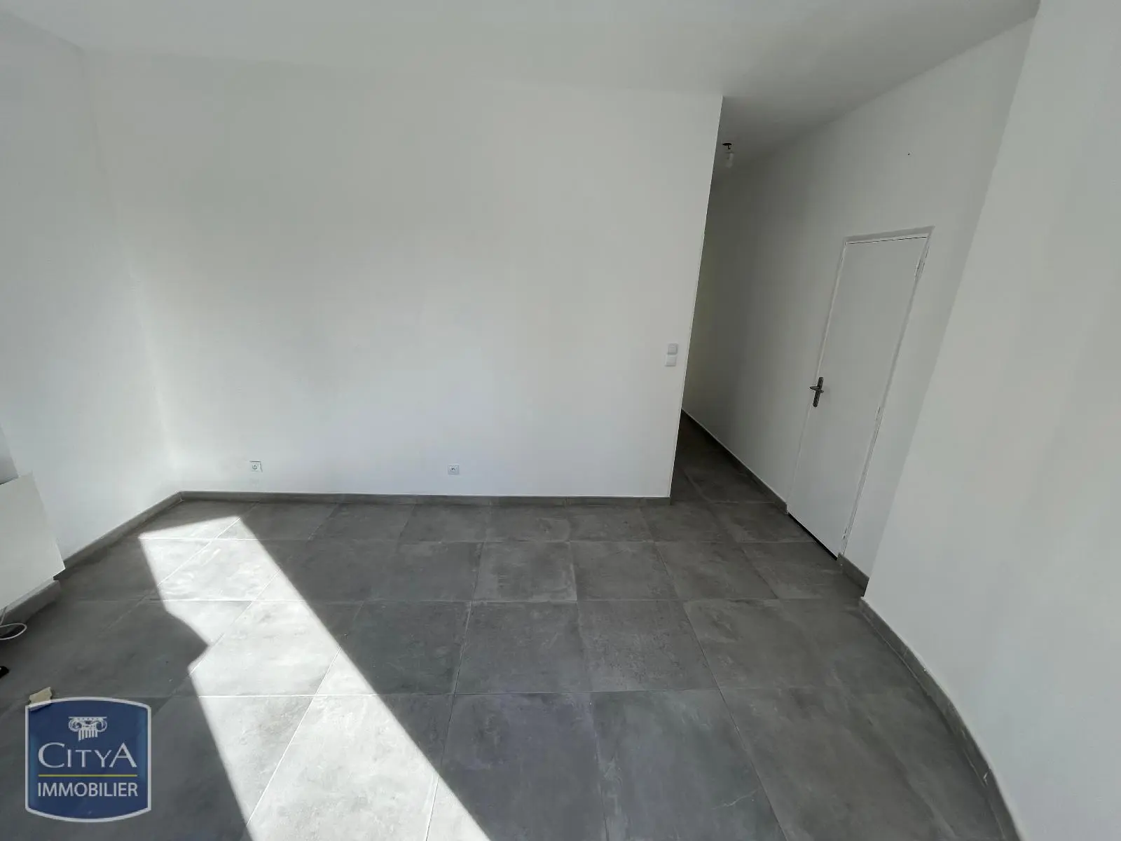 Location T2 ELEU-DIT-LEAUWETTE