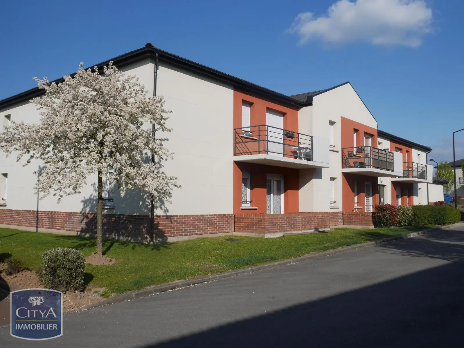 Photo 1 Appartement 2 pièces 51.77m²