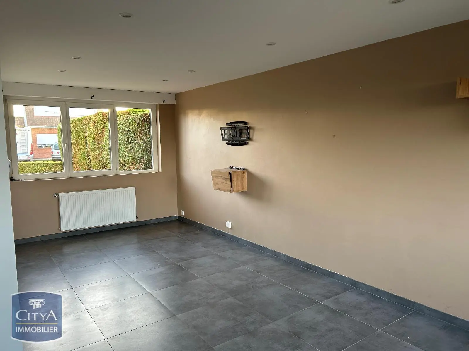 Photo 1 Maison 4 pièces 76.1m²