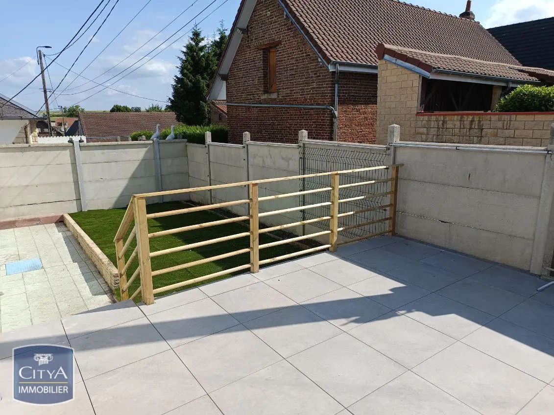 Photo 1 Maison 4 pièces 76.56m²
