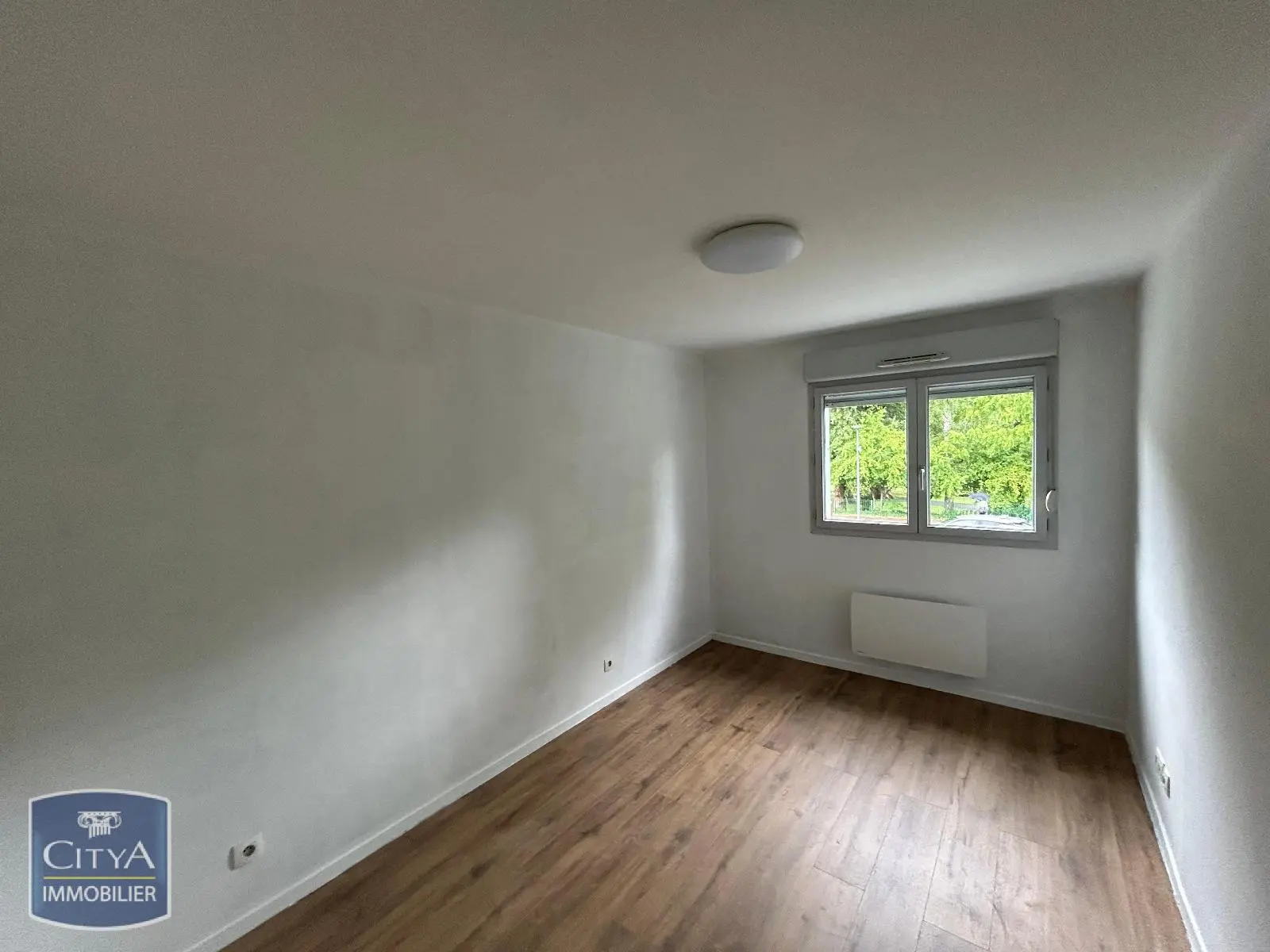 location T2 Douai