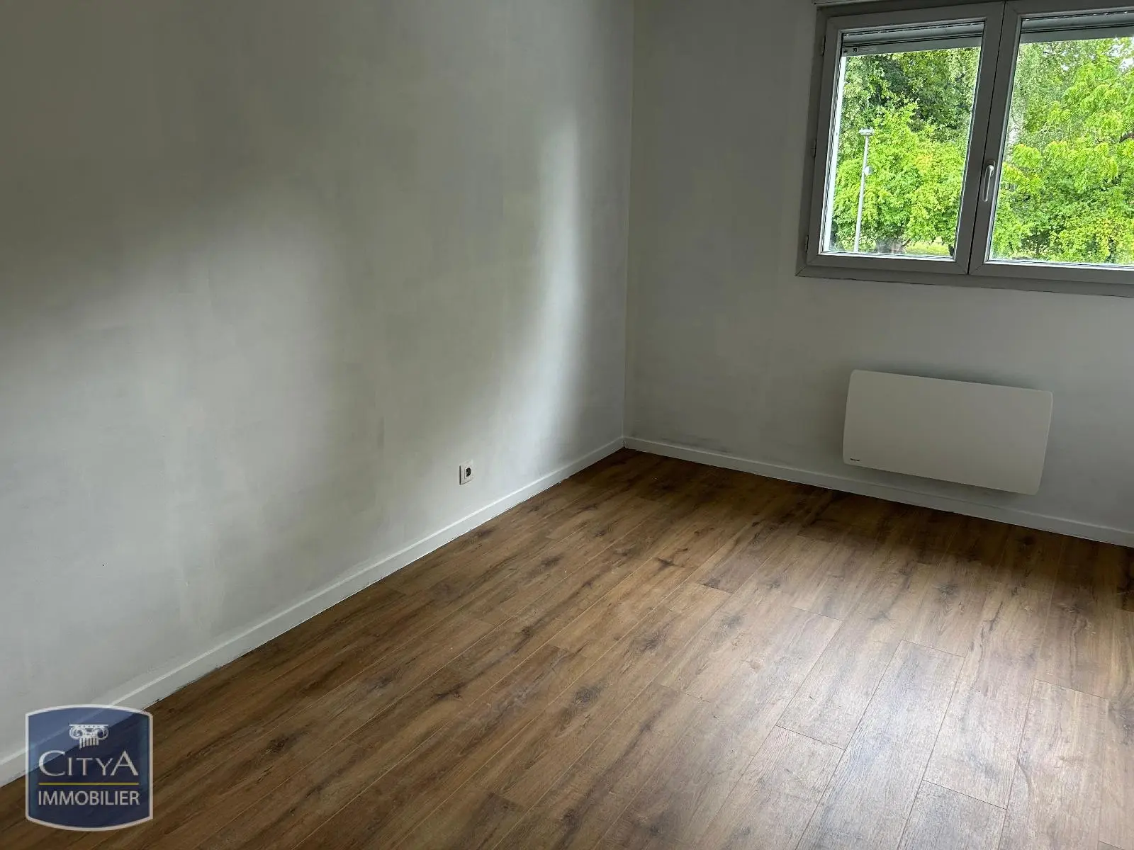 location T2 Douai