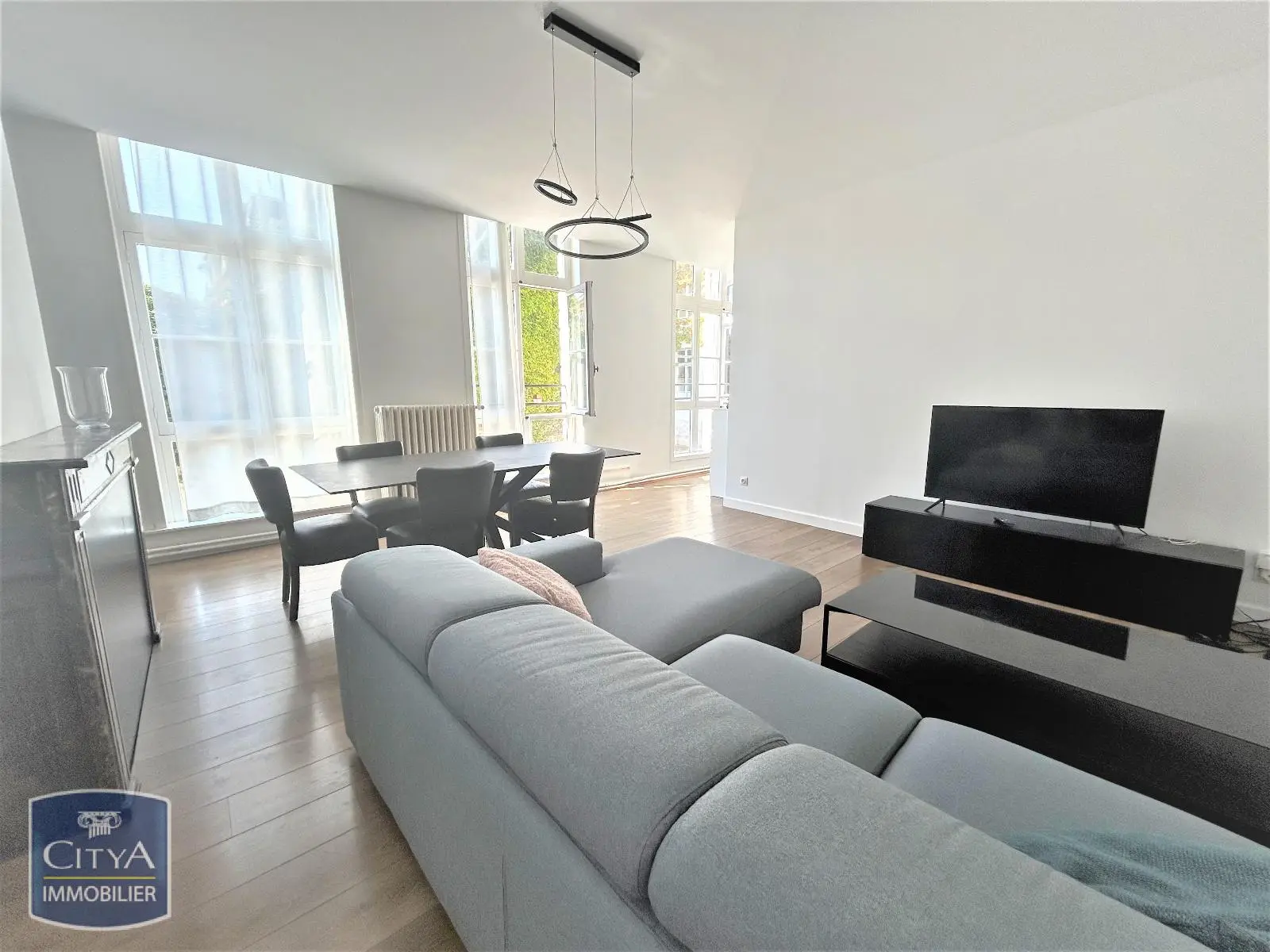Photo 1 Appartement 2 pièces 63m²