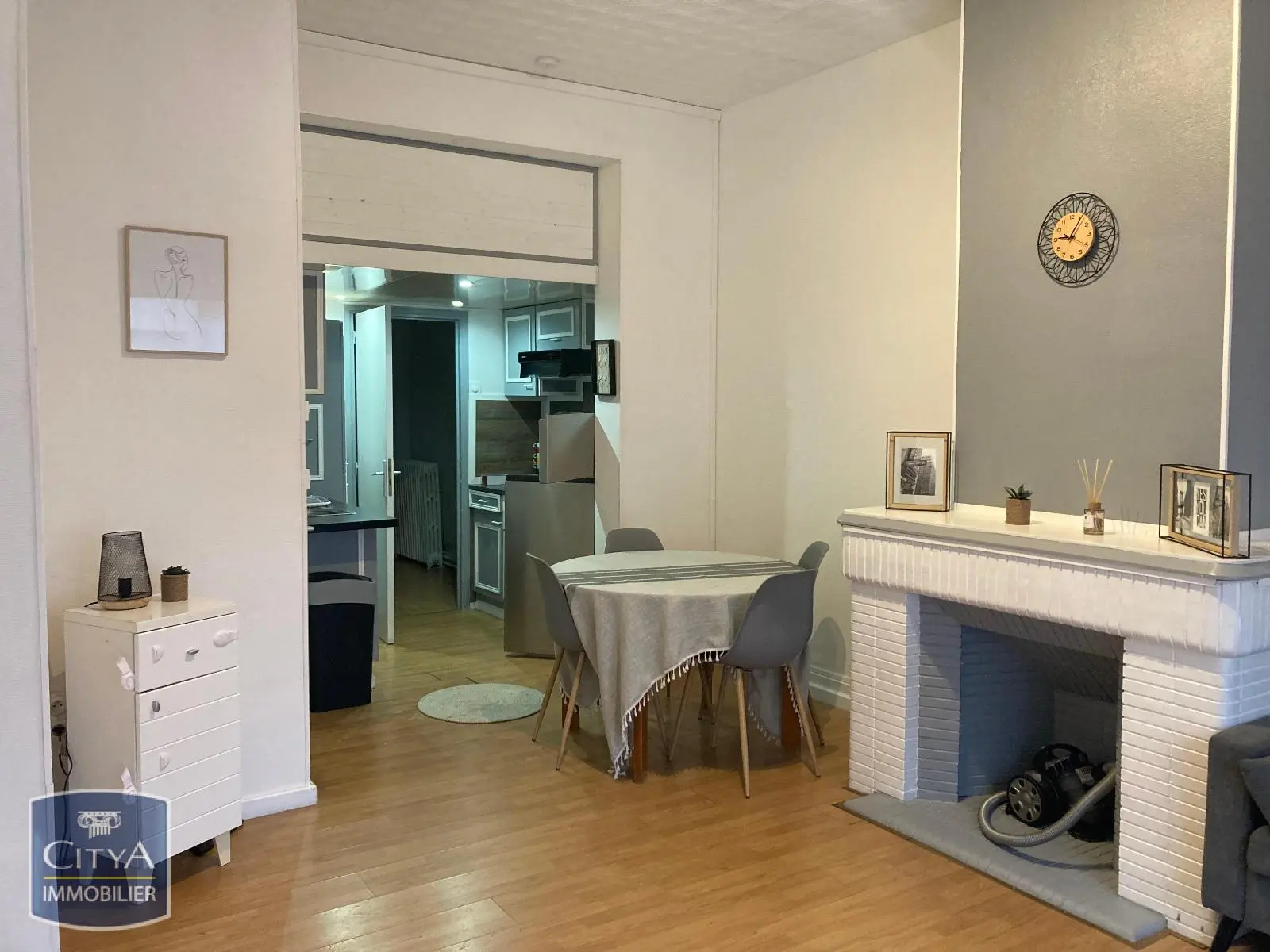 Photo 2 Appartement 1 pièce 37m²