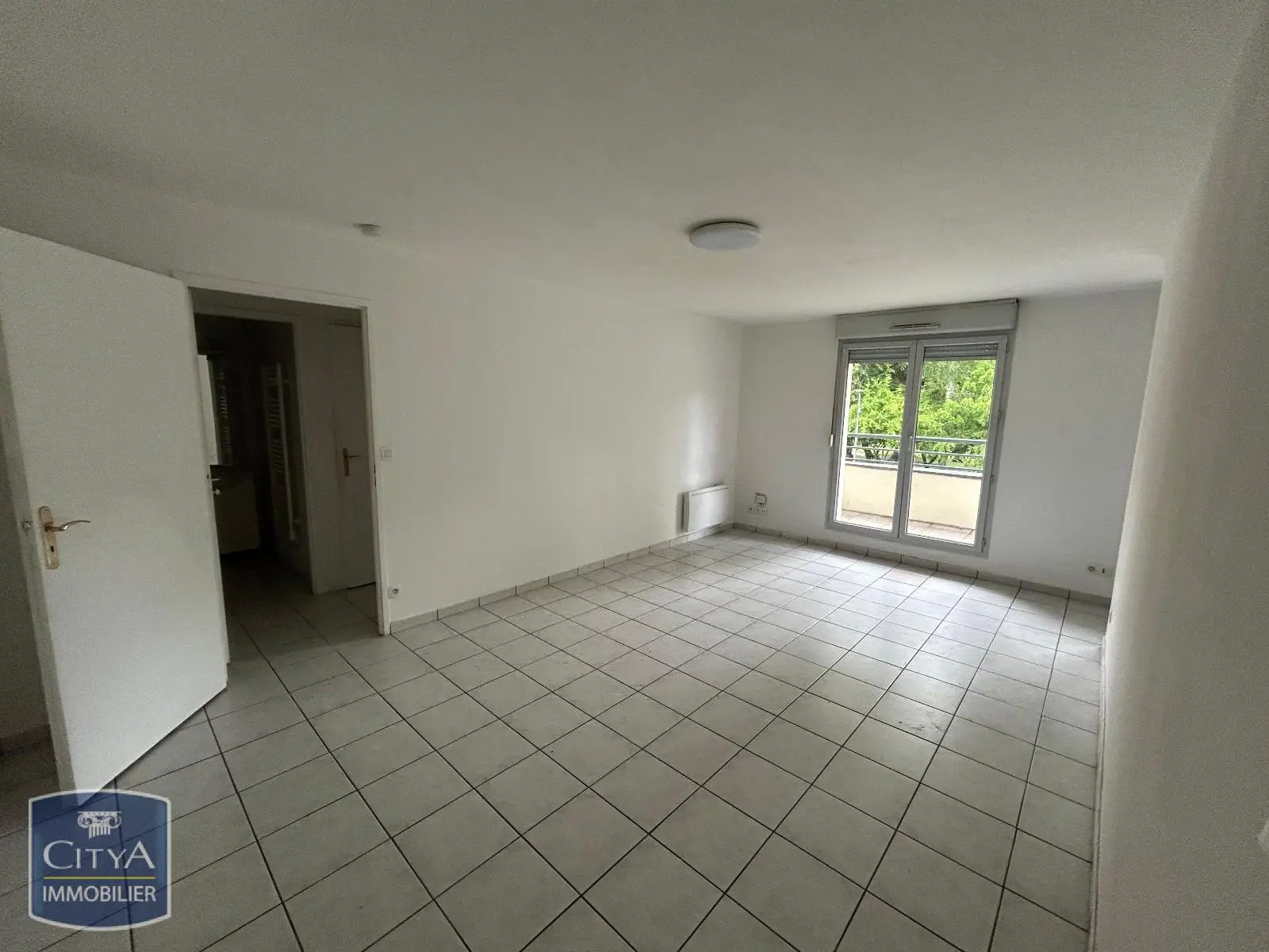 location T2 Douai