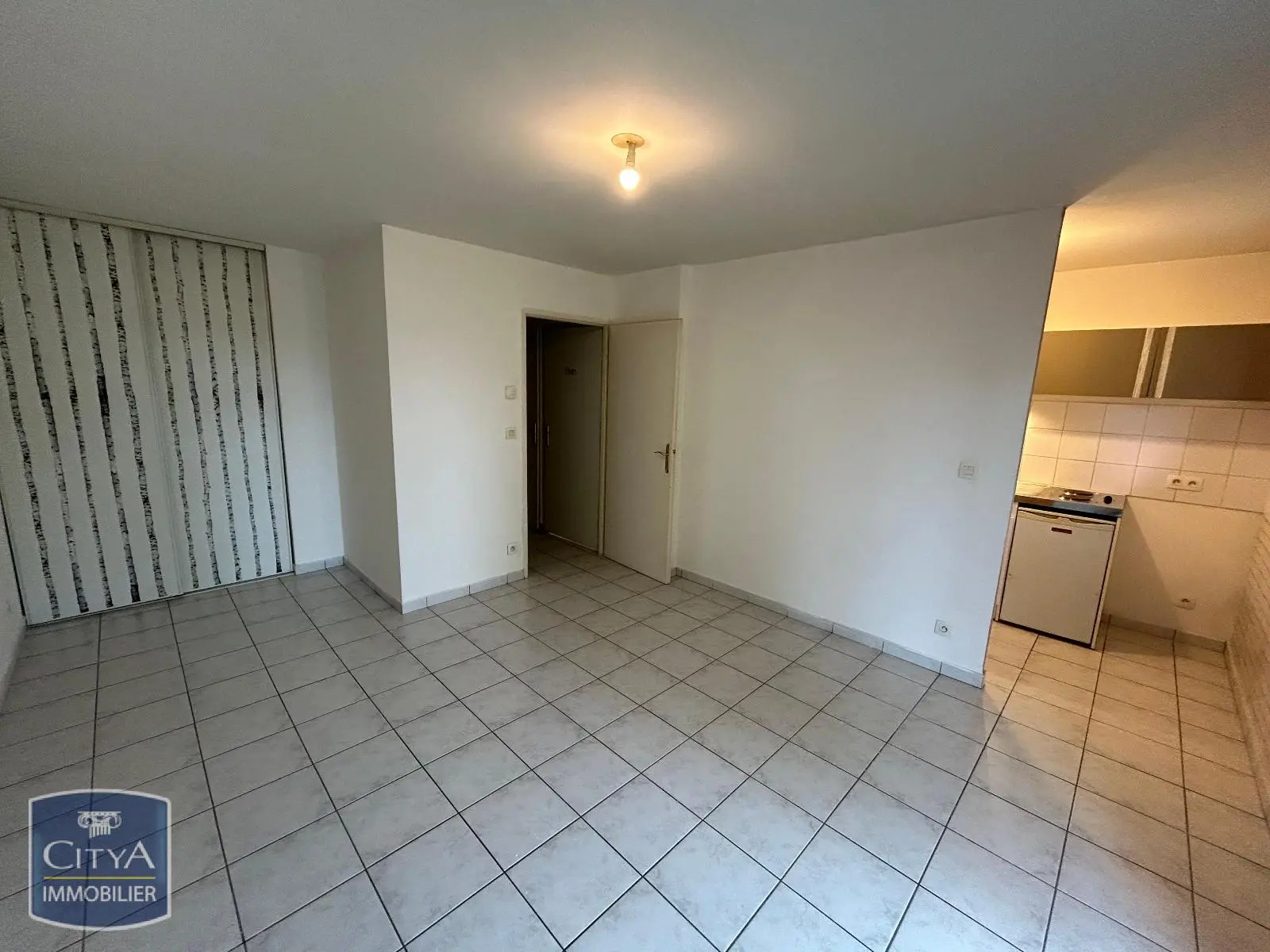 Photo 1 Appartement 1 pièce 30.1m²