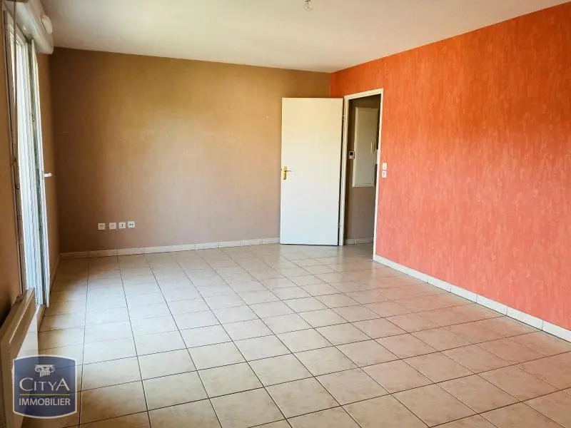 Photo 2 Appartement 2 pièces 46.8m²