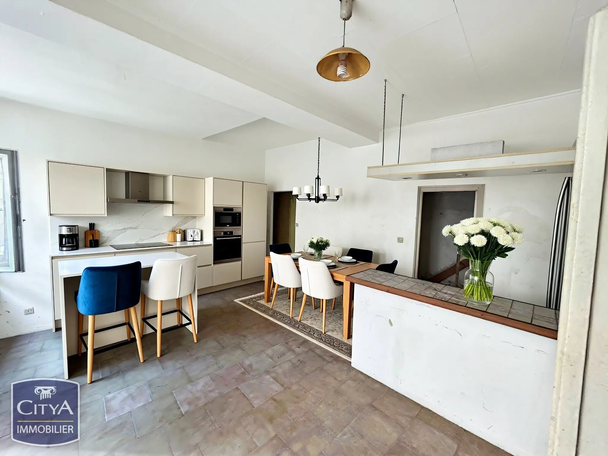 Photo 1 Appartement 1 pièce 35m²