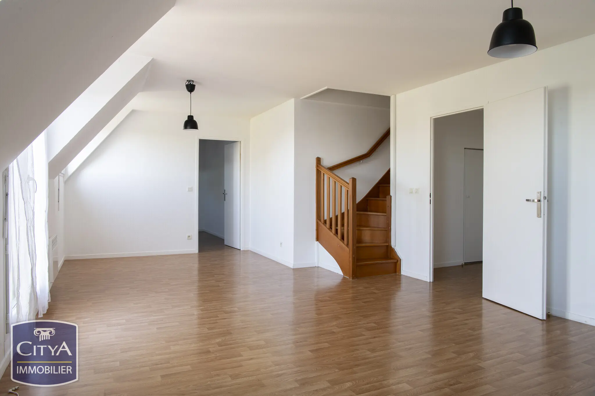 Photo 3 Appartement 4 pièces 100.38m²