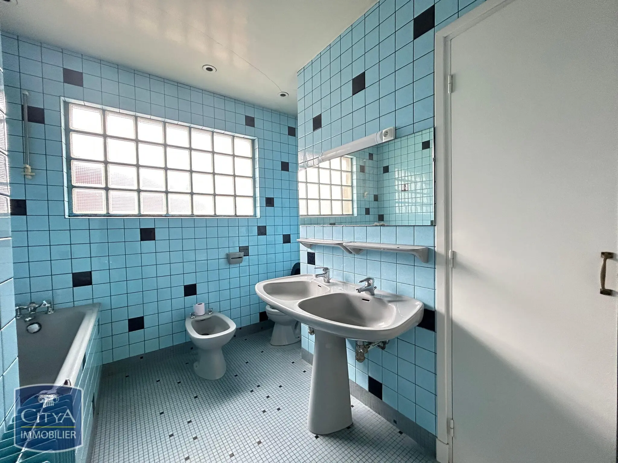 Photo 17 Maison 6 pièces 165m²