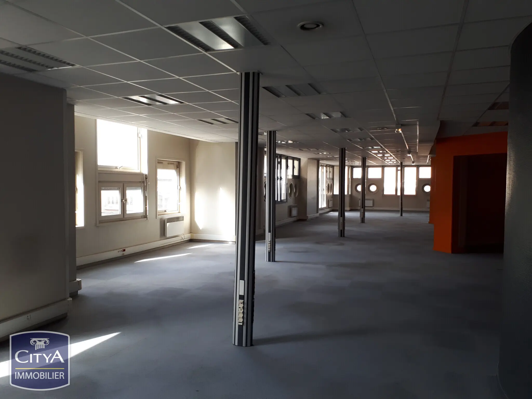 Photo 3 Immeuble 4500m²