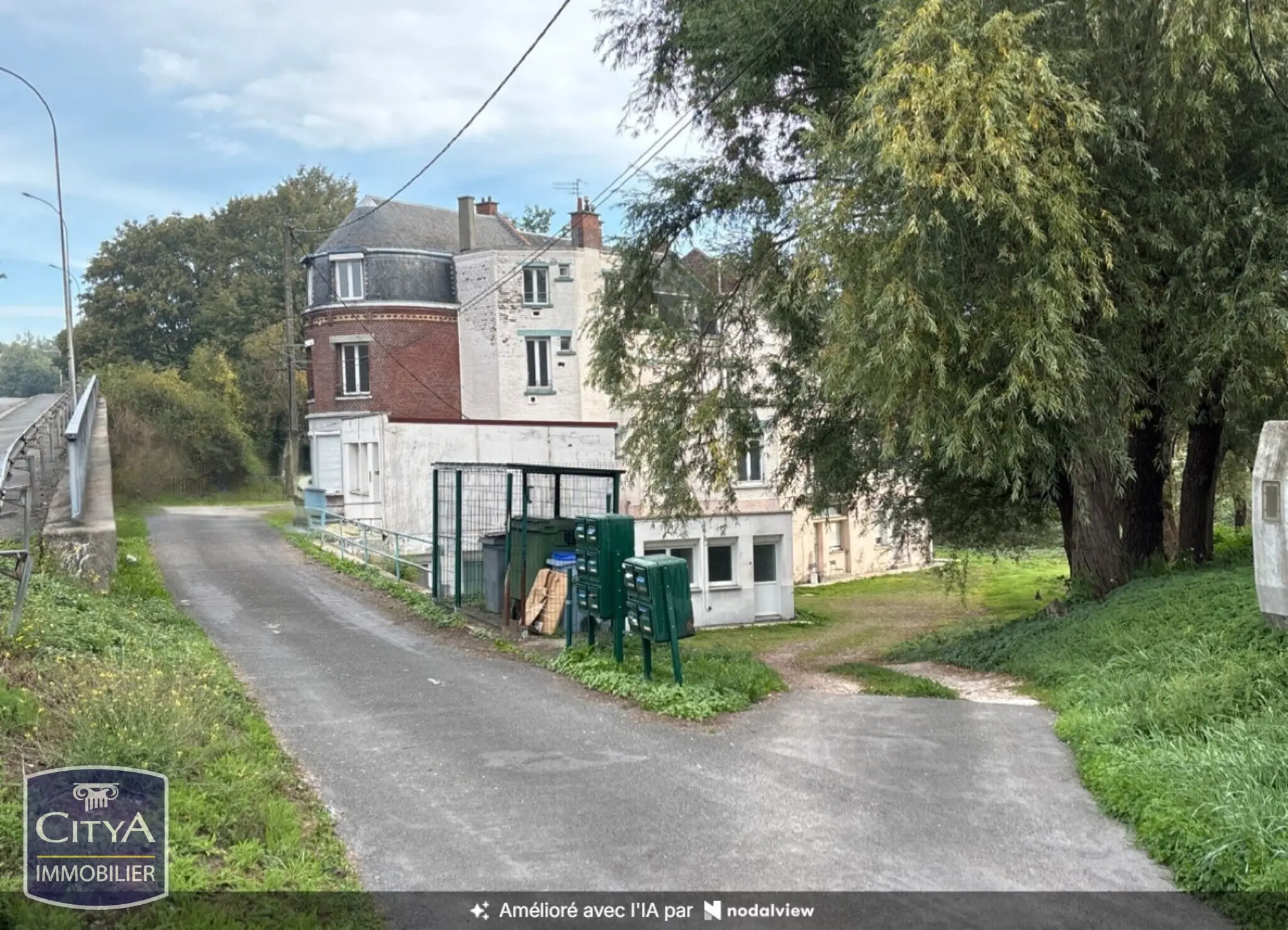 Photo 3 Immeuble 750m²