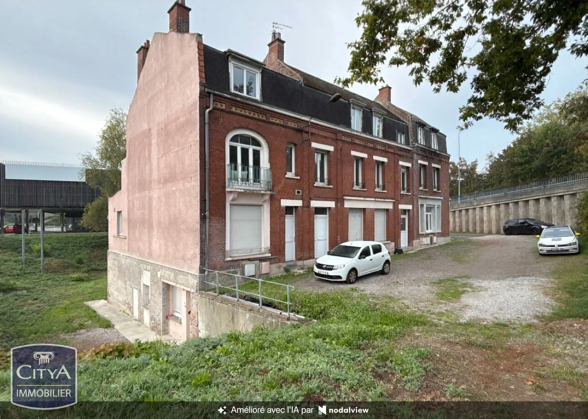 Photo 7 Immeuble 750m²