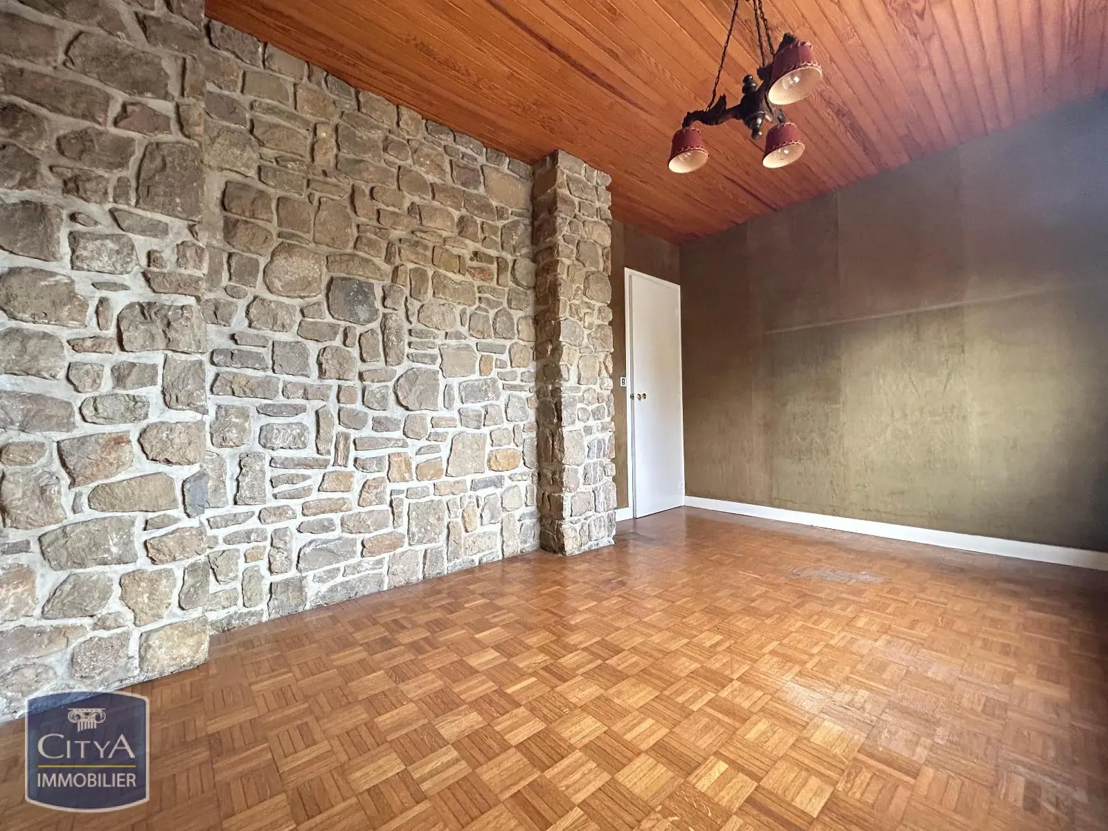Photo 14 Maison 6 pièces 165m²