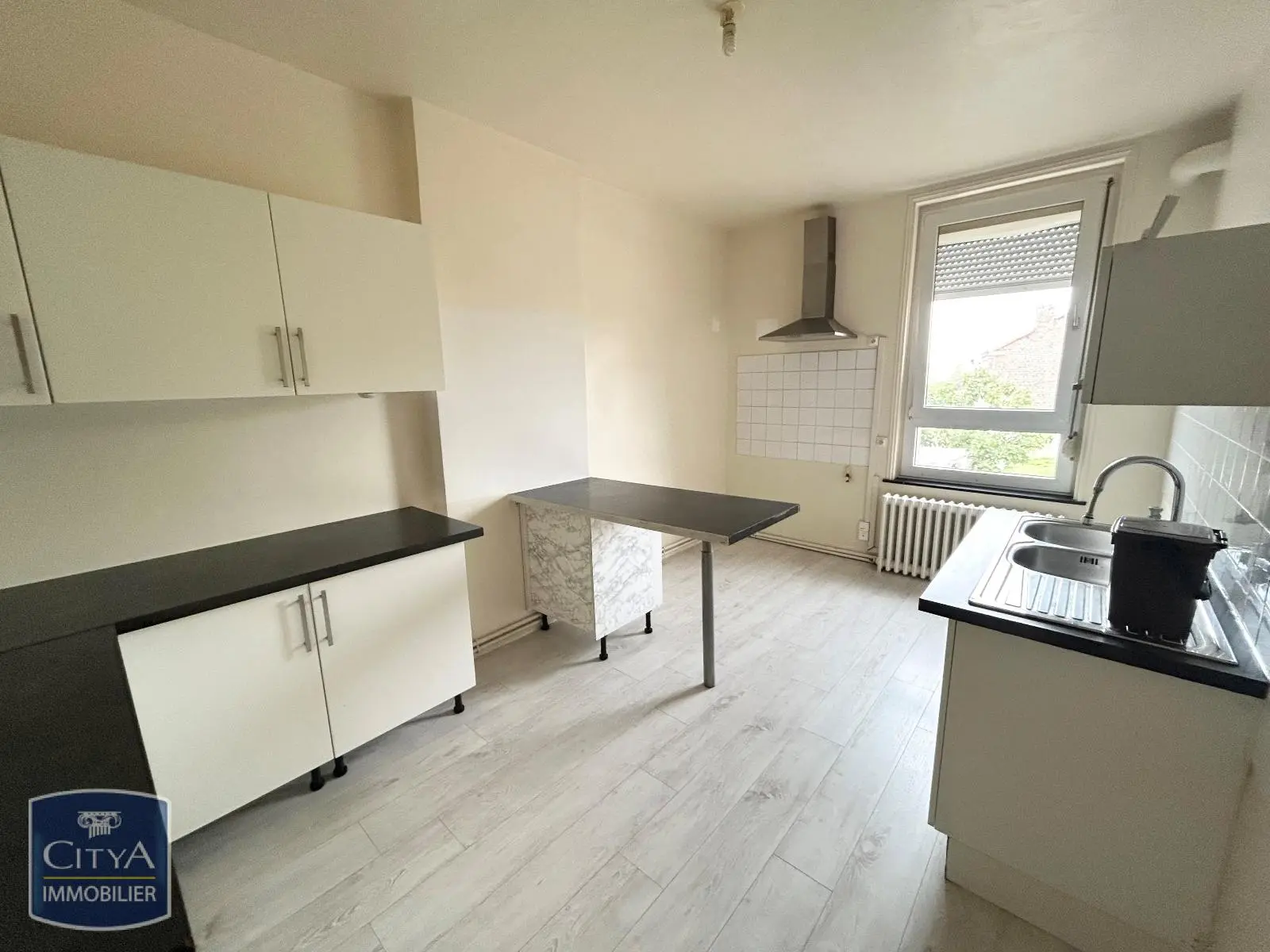 Photo 2 Appartement 3 pièces 135.47m²