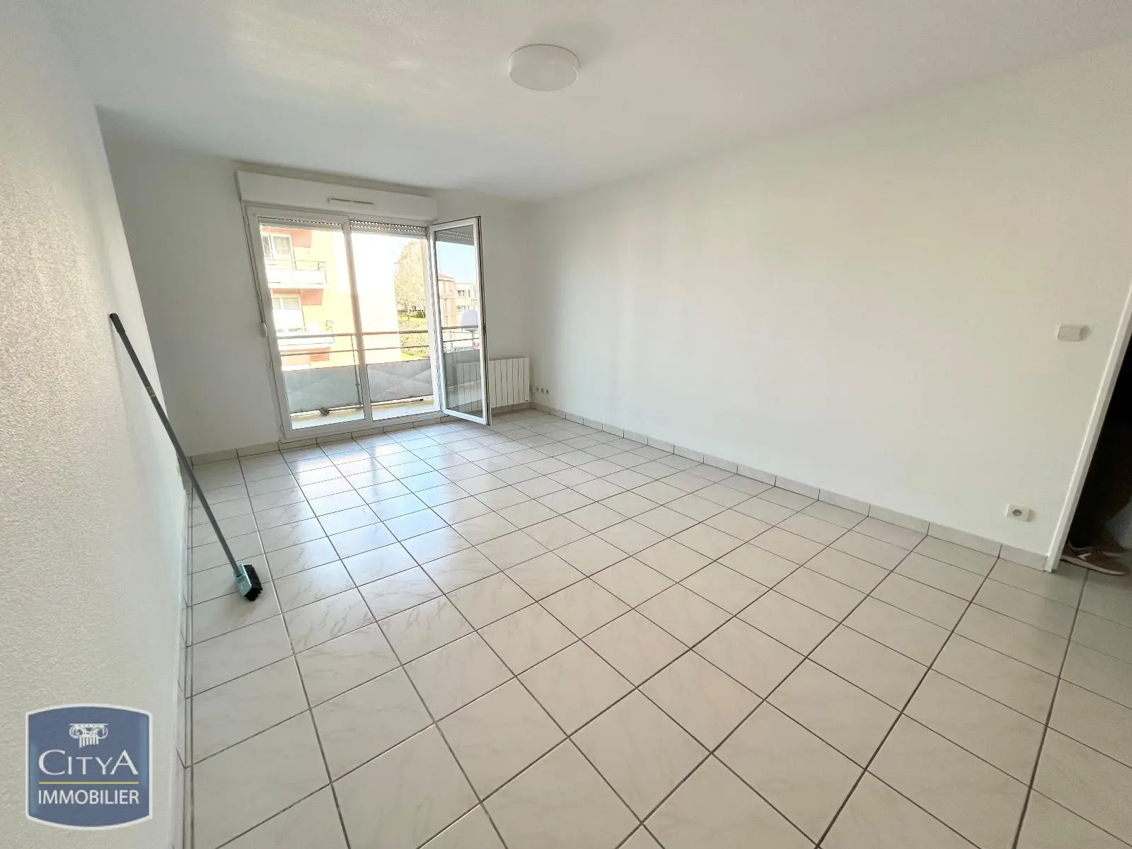 Photo 2 Appartement 2 pièces 55.6m²