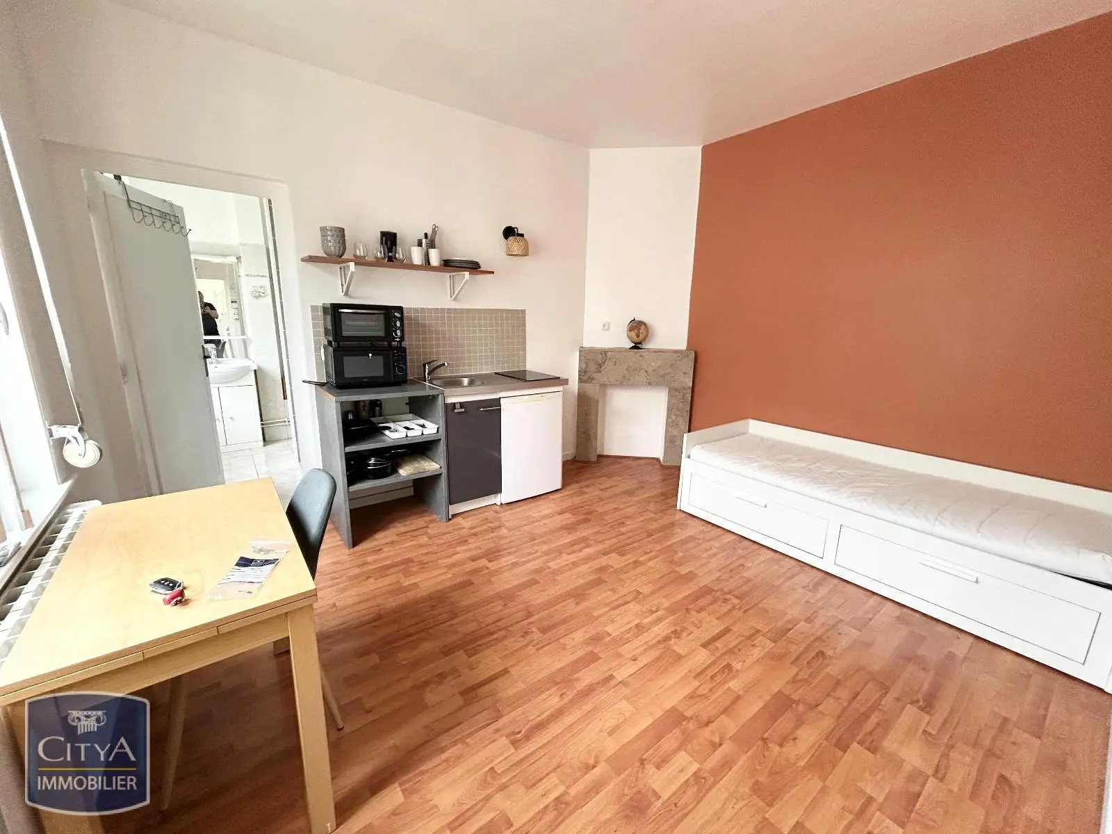 Photo 1 Appartement 1 pièce 18.5m²