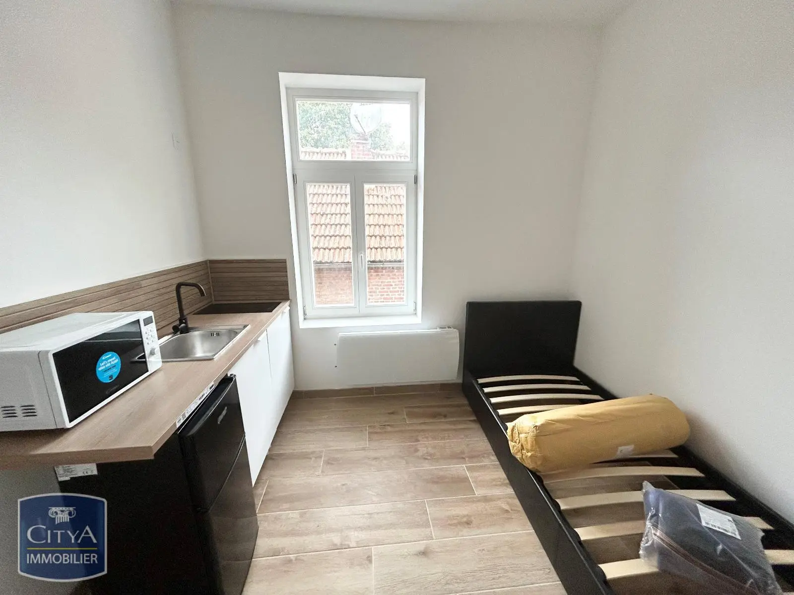 Photo 1 Appartement 1 pièce 15.89m²
