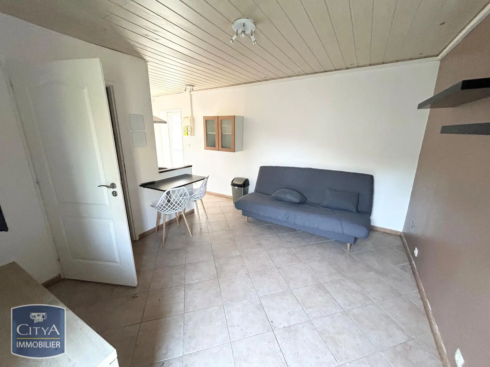Photo 1 Appartement 1 pièce 20.83m²