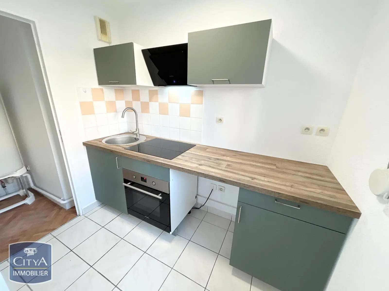 Photo 2 Appartement 2 pièces 55.6m²