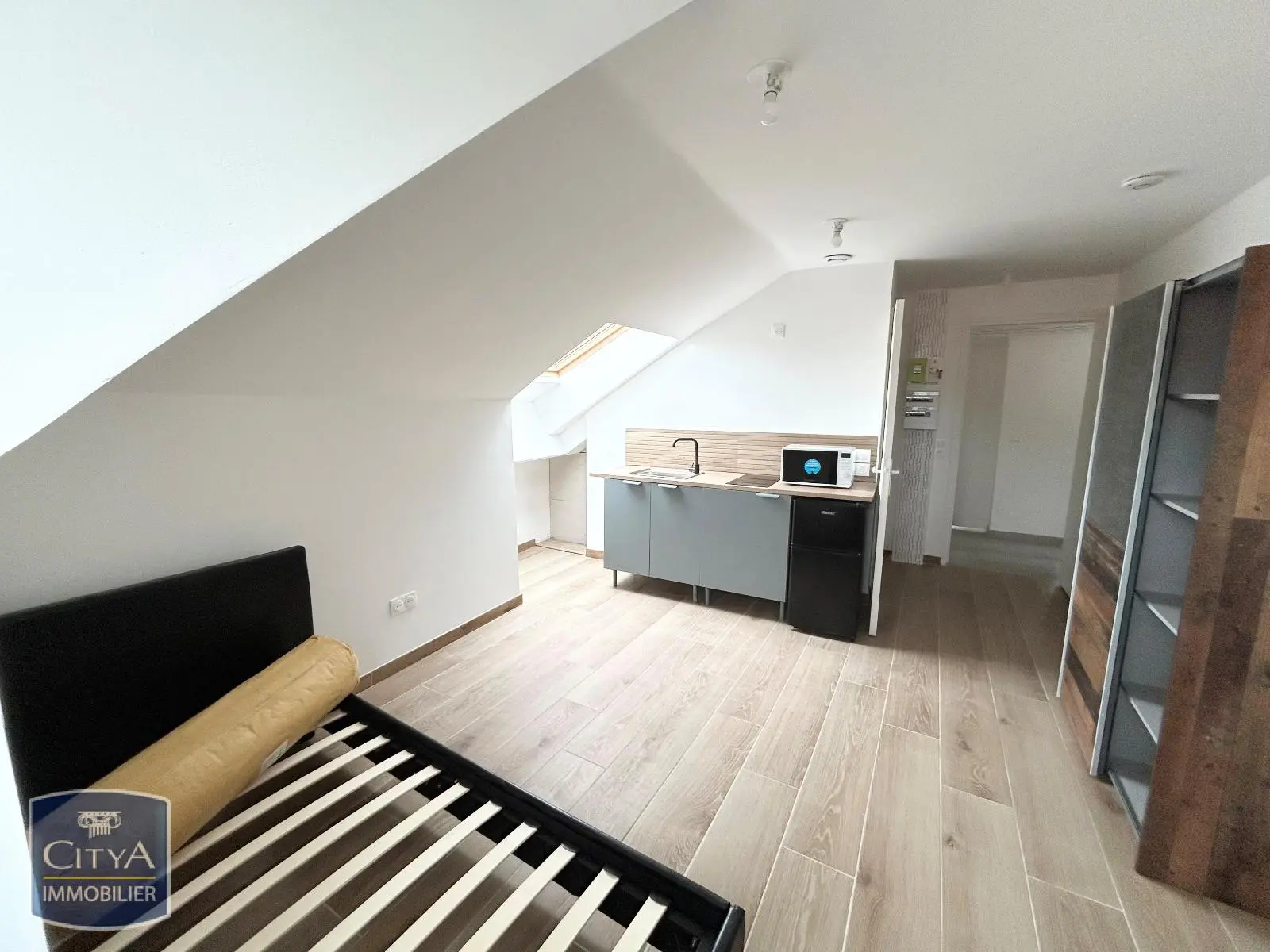 Photo 1 Appartement 1 pièce 14.65m²