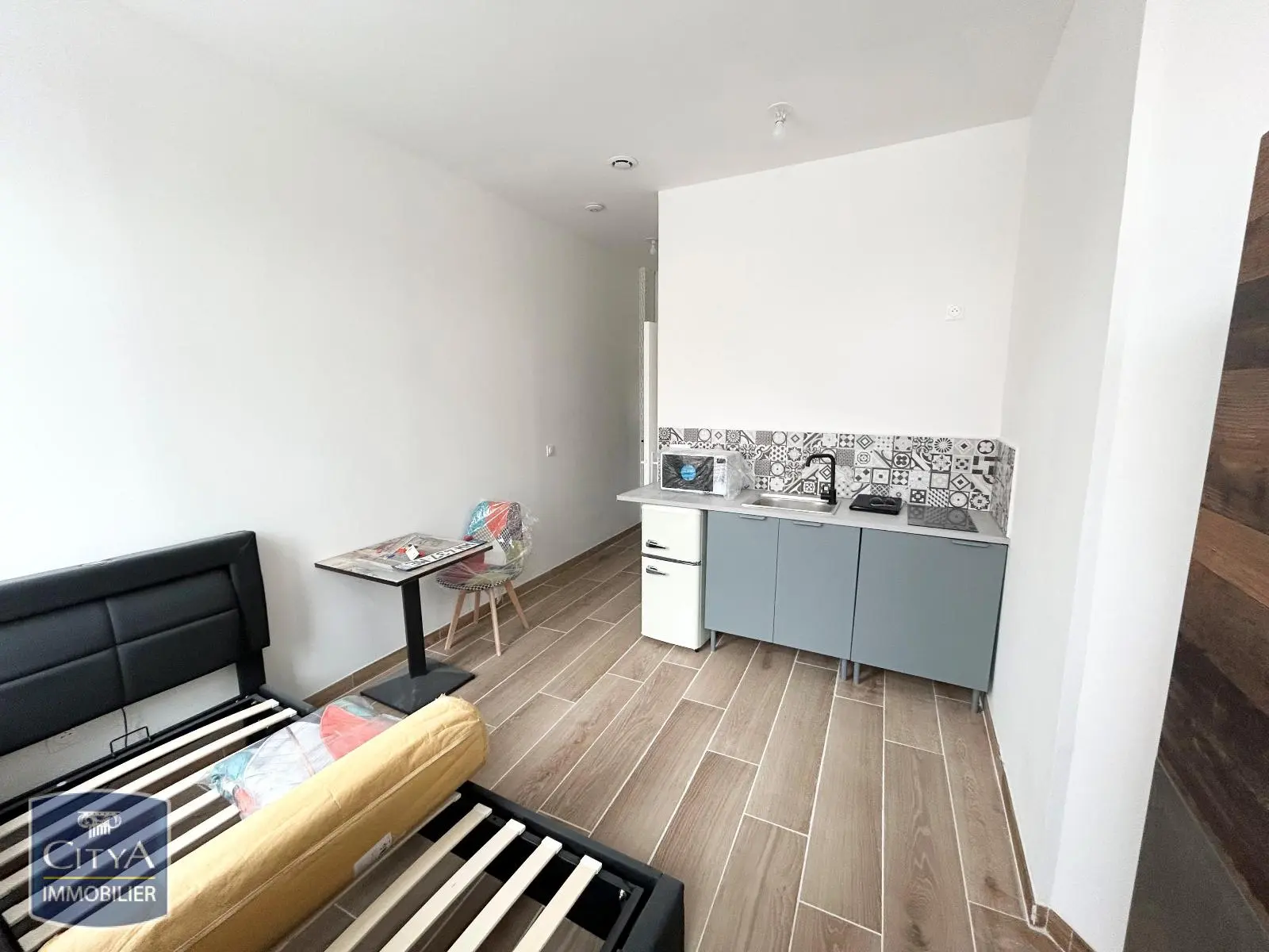 Photo 1 Appartement 1 pièce 16.64m²