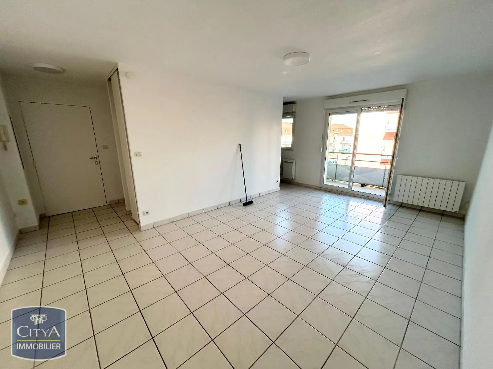 Photo 1 Appartement 2 pièces 55.6m²