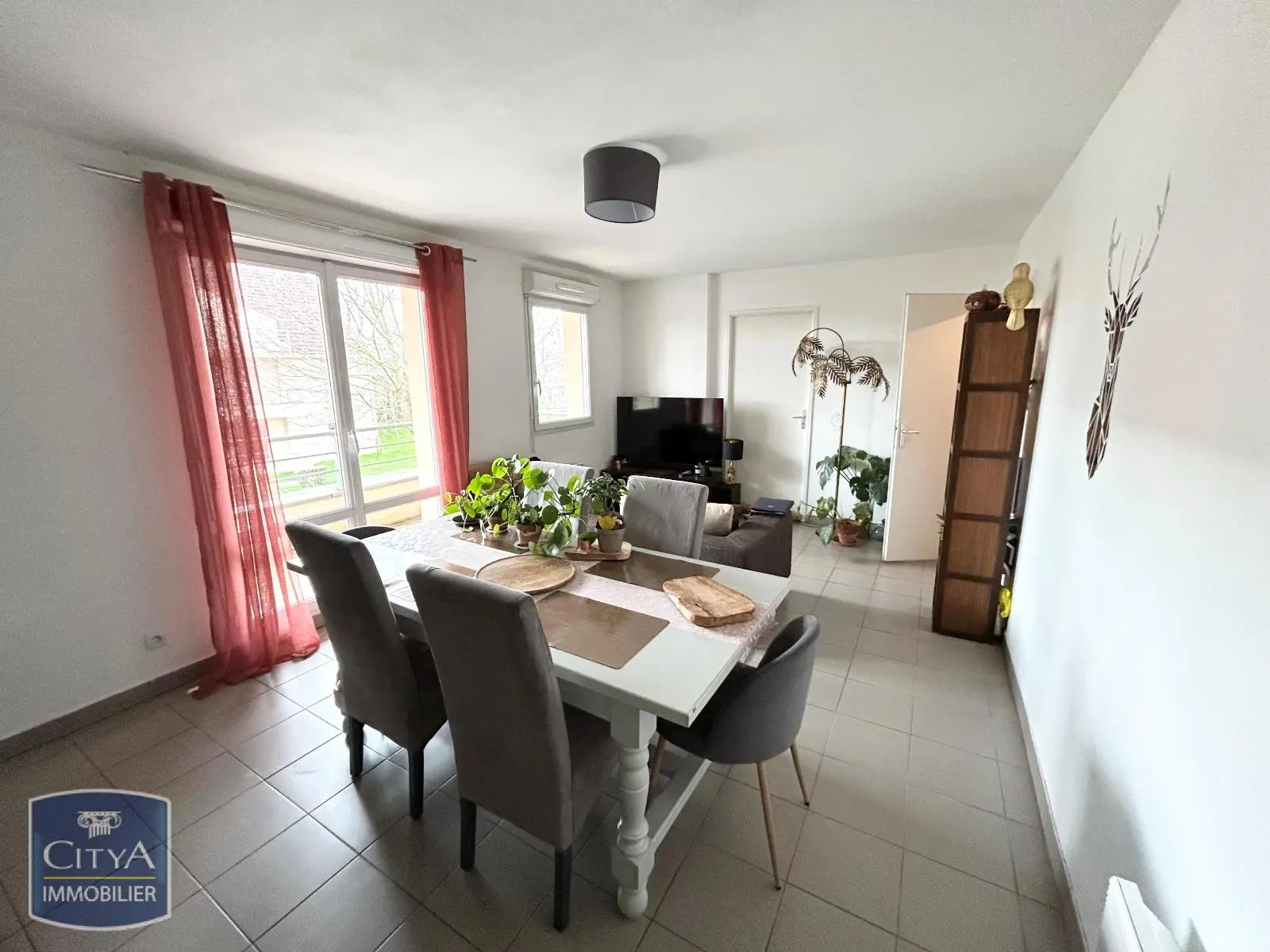 Photo 1 Appartement 2 pièces 53.2m²