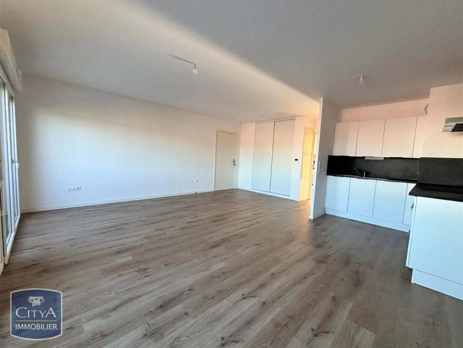 Photo 2 appartement Valenciennes