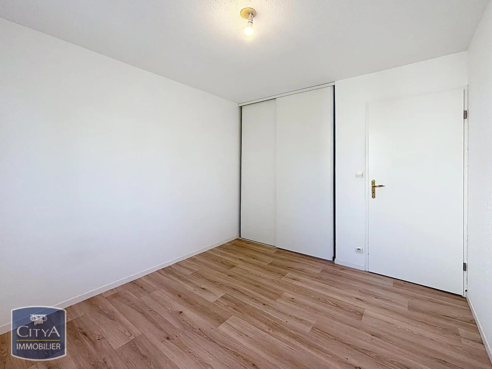 Photo 7 appartement Louvroil