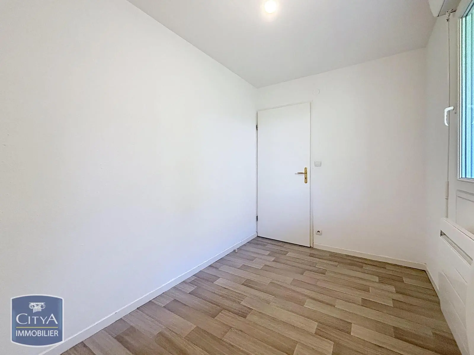 Photo 10 appartement Louvroil