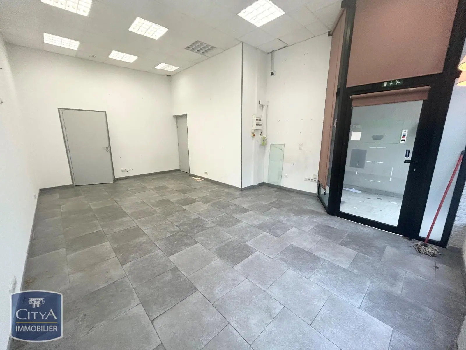 Photo 2 pour Local Commercial 35.26m² Photo 2 Local Commercial 35.26m²