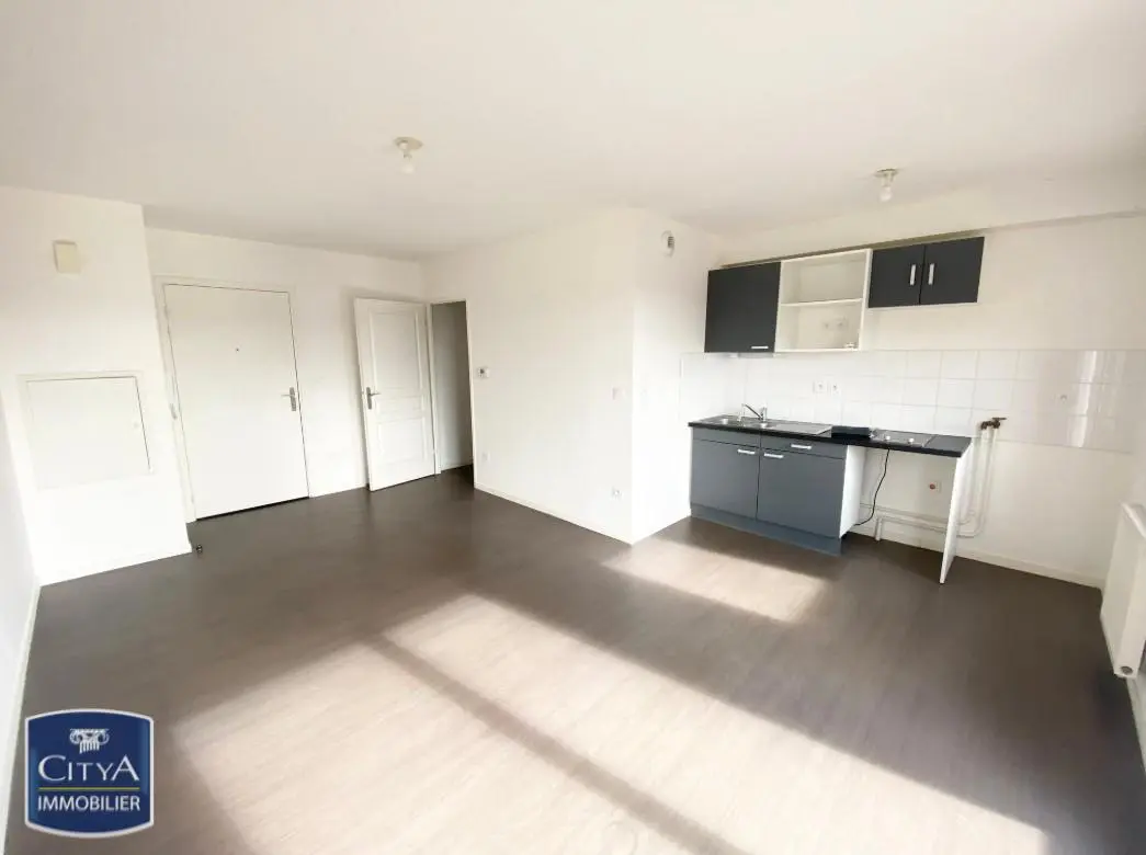 Photo 1 appartement Louvroil