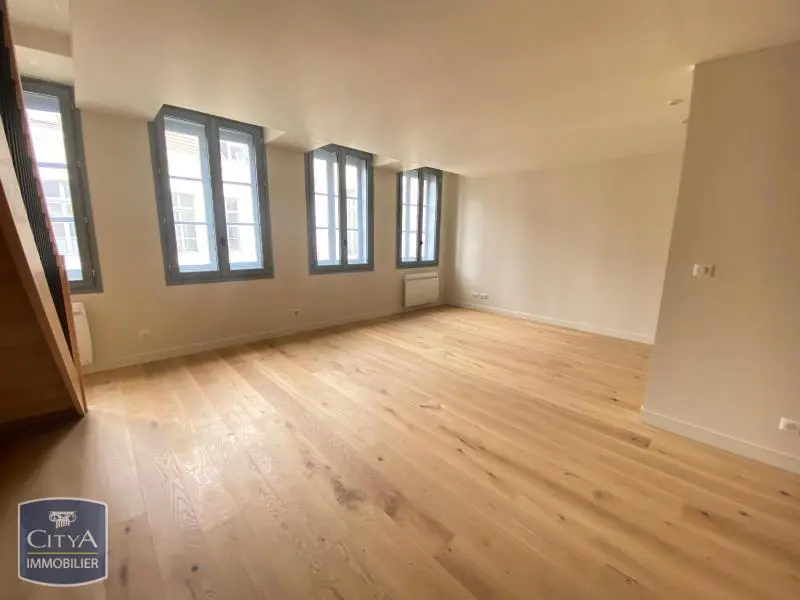 Photo 1 Appartement 3 pièces 81.28m²