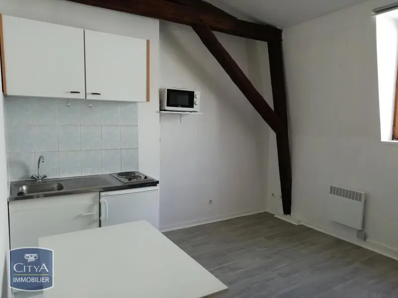 Photo 1 Appartement 1 pièce 13.85m²