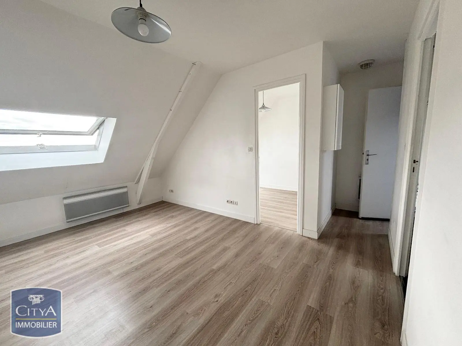 Photo 2 Appartement 1 pièce 22.51m²