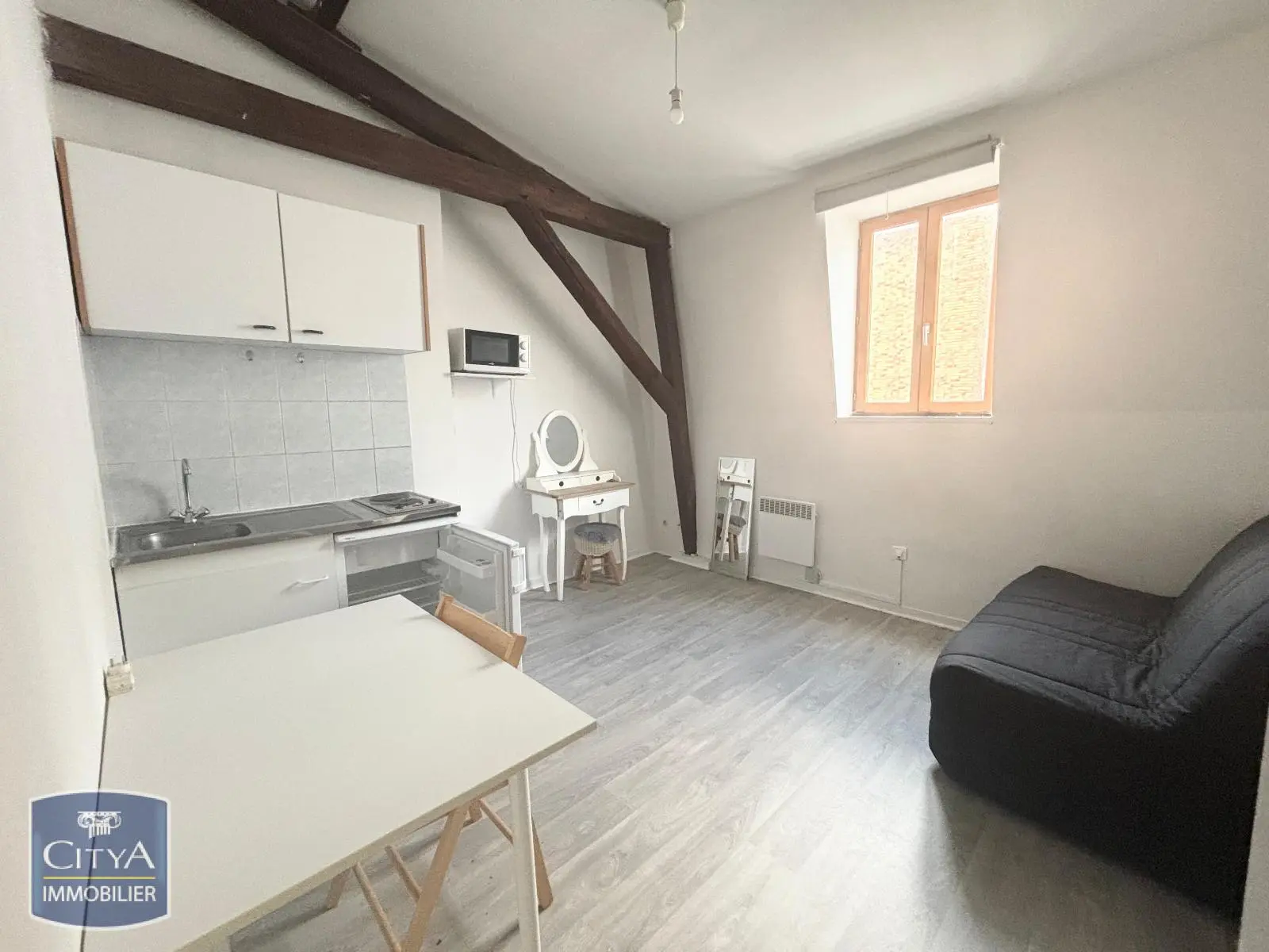Photo 1 Appartement 1 pièce 17.9m²