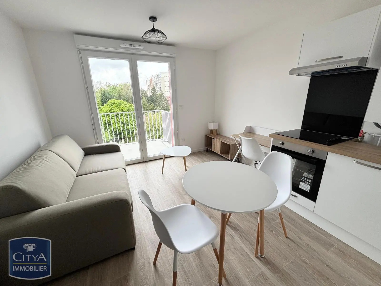 Photo 1 Appartement 1 pièce 26.23m²