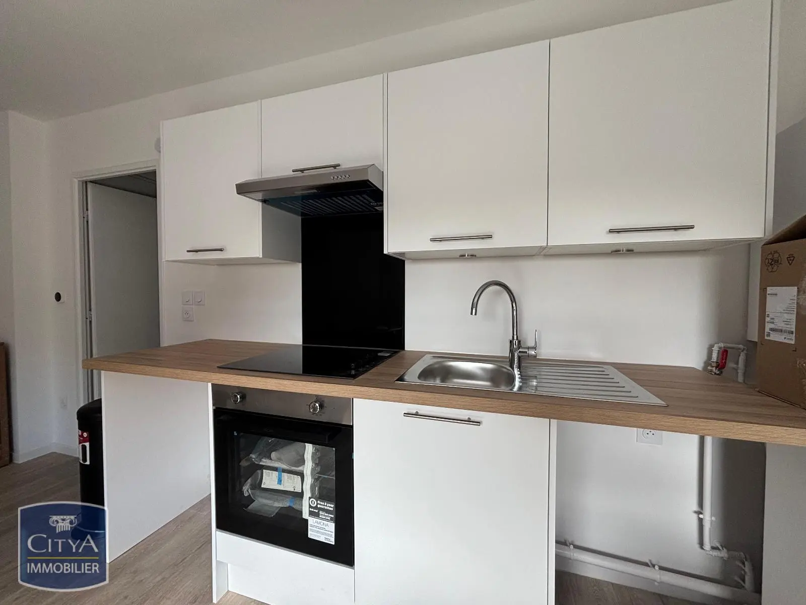 Photo 2 Appartement 1 pièce 27.72m²