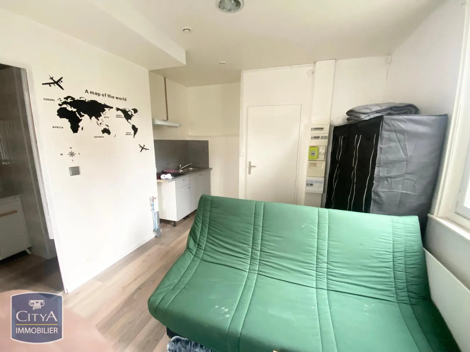 Photo 1 Appartement 1 pièce 16.33m²