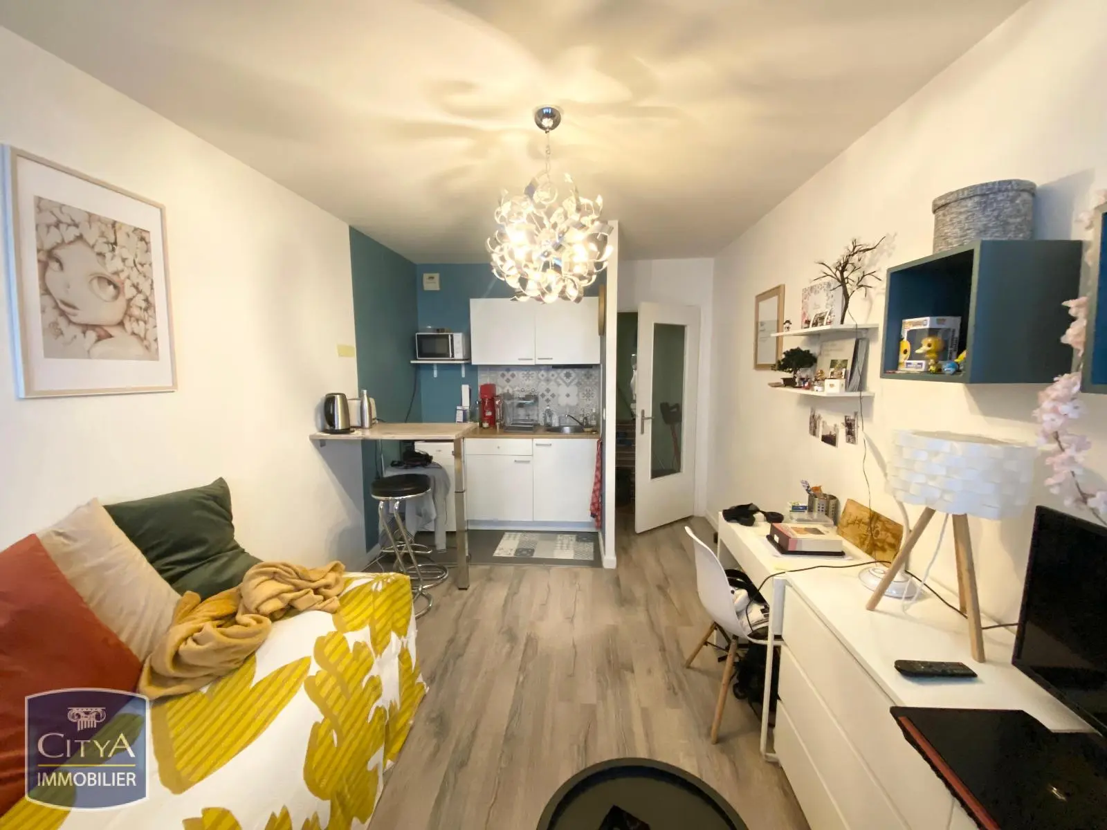 Photo 1 Appartement 1 pièce 21.98m²